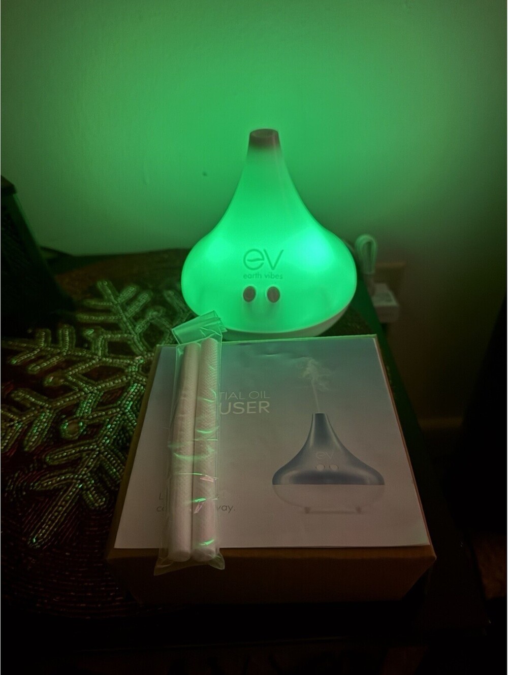 Earth Vibes Essential Oil Diffuser New Open Box Box Damage